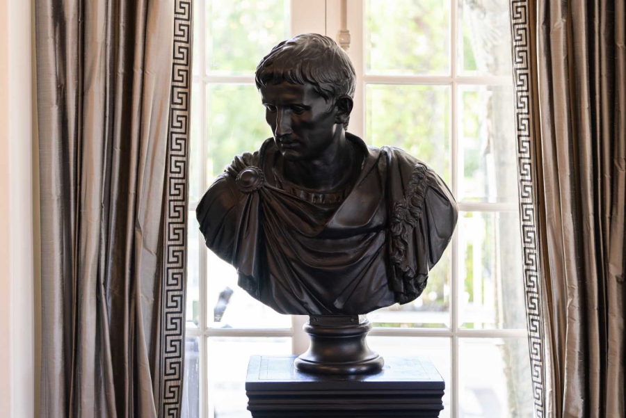 7 Bedroom Property for Sale in Fresnaye Western Cape